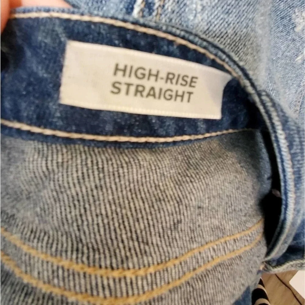 TORRID high rise straight distressed‎ jeans plus - Picture 9 of 10